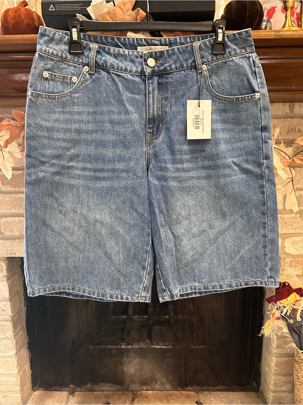 Olivaceous Light Blue Denim Jean Shorts - Relaxed Fit EUC